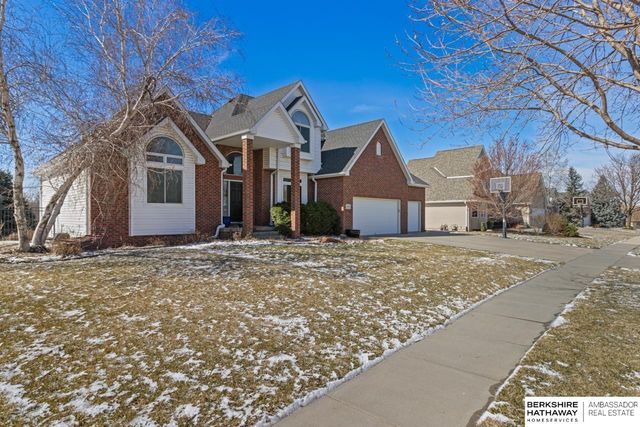 5321 Troon Drive, Lincoln, NE 68526