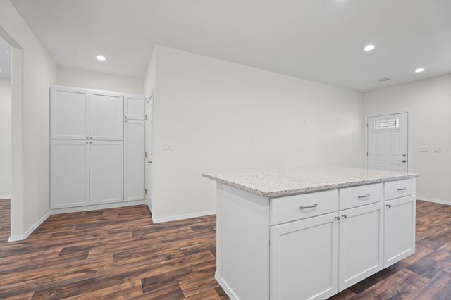 517 W Clyde Avenue, Vinita, OK 74301