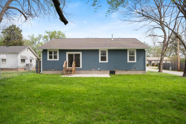 517 W Clyde Avenue, Vinita, OK 74301