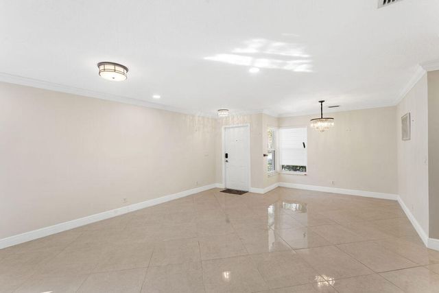 6384 Adriatic Way, West Palm Beach, FL 33413