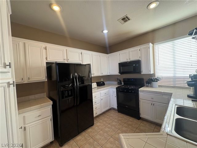 9644 Towngate Avenue, Las Vegas, NV 89129