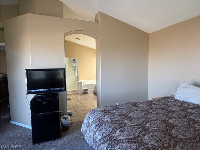 9644 Towngate Avenue, Las Vegas, NV 89129