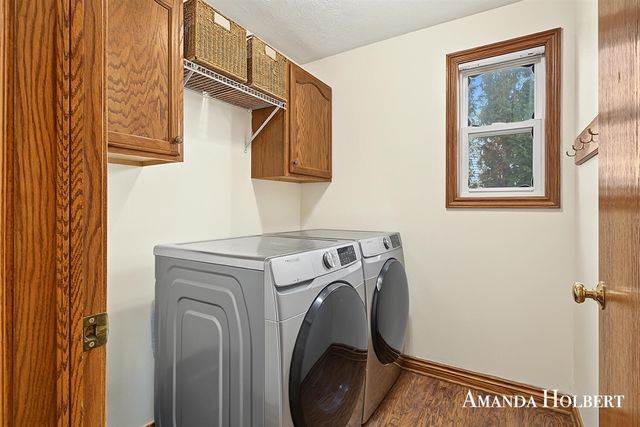 7841 Cidermill Drive, Grand Rapids, MI 49508