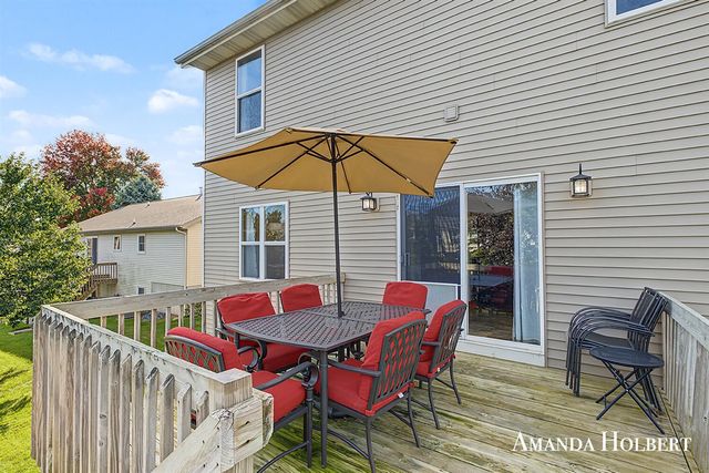 7841 Cidermill Drive, Grand Rapids, MI 49508