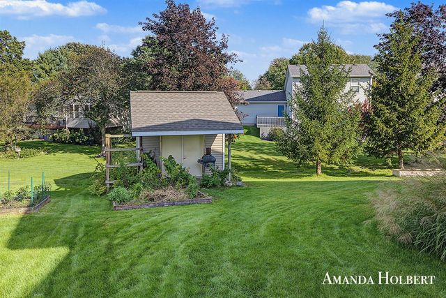 7841 Cidermill Drive, Grand Rapids, MI 49508