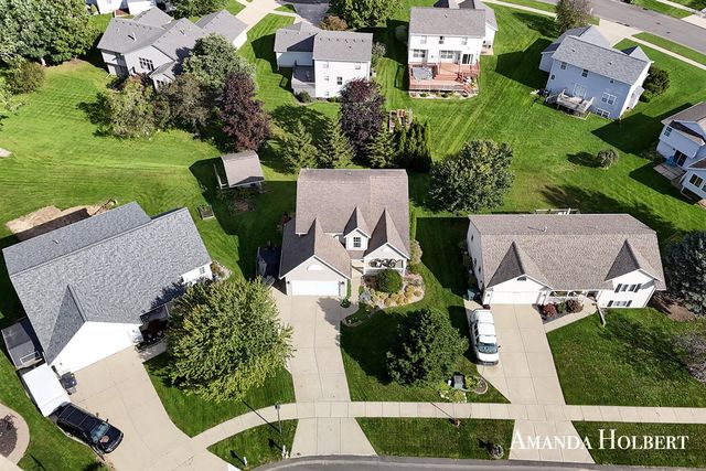 7841 Cidermill Drive, Grand Rapids, MI 49508