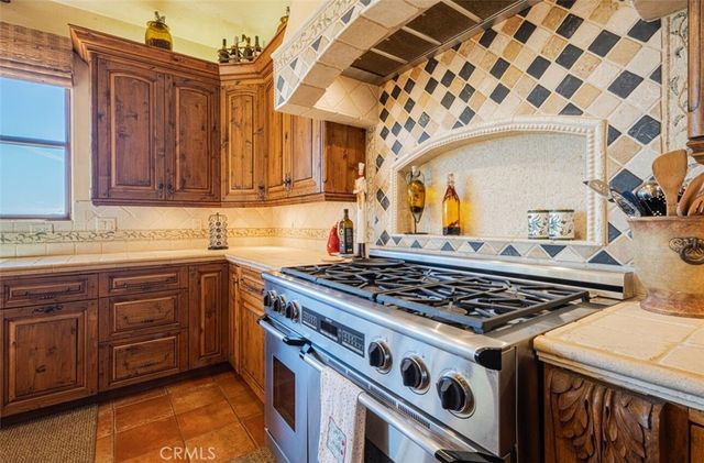 8730 Bluff Court, Bradley, CA 93426