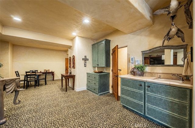 8730 Bluff Court, Bradley, CA 93426