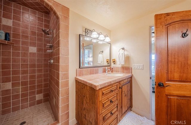 8730 Bluff Court, Bradley, CA 93426