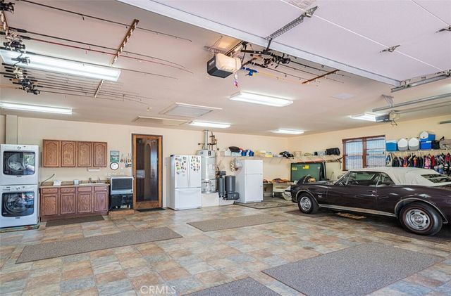 8730 Bluff Court, Bradley, CA 93426