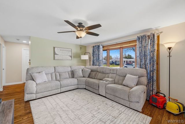 65 Greenleaf Avenue, Tonawanda, NY 14150