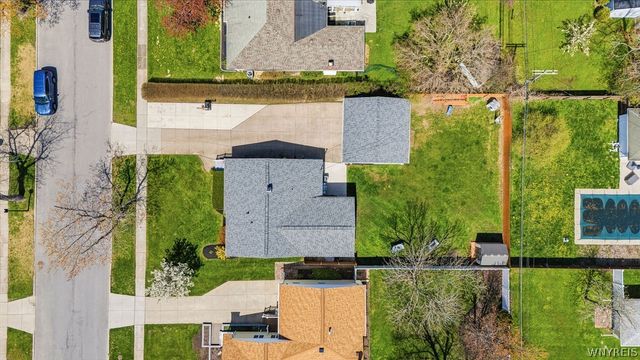 65 Greenleaf Avenue, Tonawanda, NY 14150