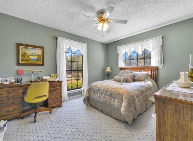 70 E Post Oak Lane, Shepherd, TX 77371