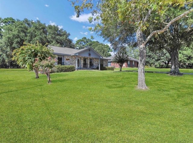 70 E Post Oak Lane, Shepherd, TX 77371