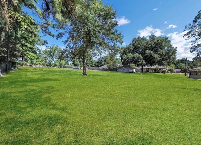 70 E Post Oak Lane, Shepherd, TX 77371