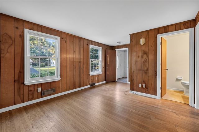 1249 Imperial Drive, Webster, NY 14580