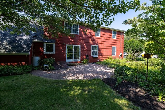 1249 Imperial Drive, Webster, NY 14580