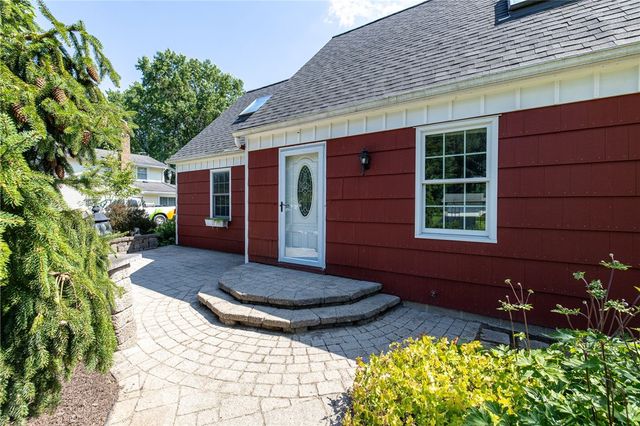 1249 Imperial Drive, Webster, NY 14580