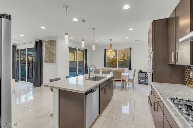 6306 Arcade Fire Street, Las Vegas, NV 89113