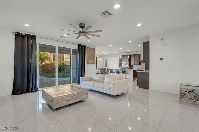 6306 Arcade Fire Street, Las Vegas, NV 89113