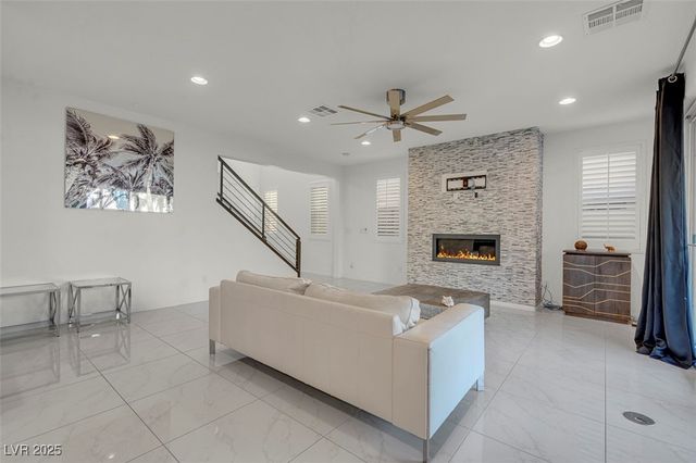 6306 Arcade Fire Street, Las Vegas, NV 89113