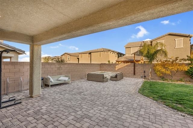 6306 Arcade Fire Street, Las Vegas, NV 89113