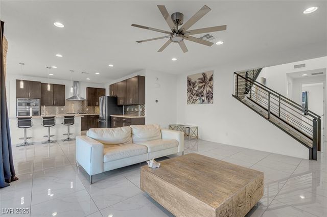 6306 Arcade Fire Street, Las Vegas, NV 89113