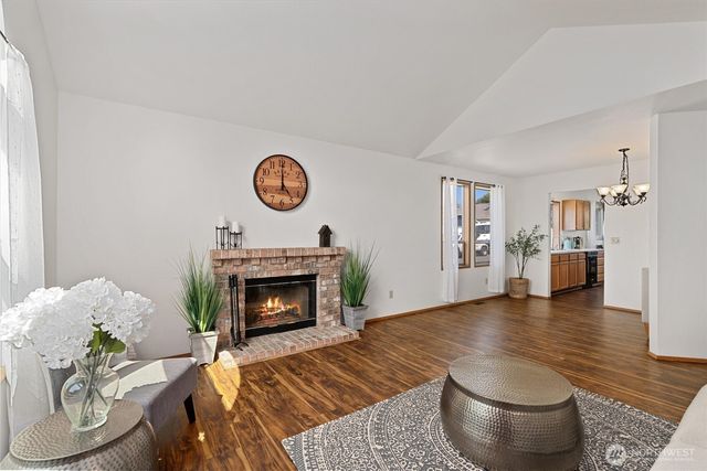 35002 14th Avenue SW, Federal Way, WA 98023