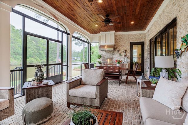 194 Wood Haven Lane, Pooler, GA 31322