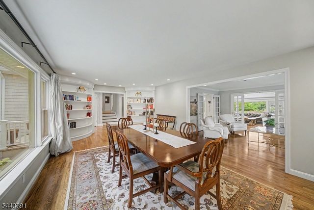 6 Coventry Rd, Livingston Twp., NJ 07039