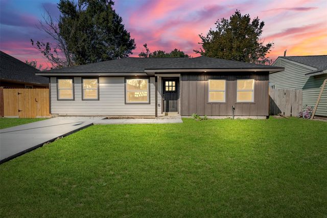 2311 Pomona Drive, Pasadena, TX 77506