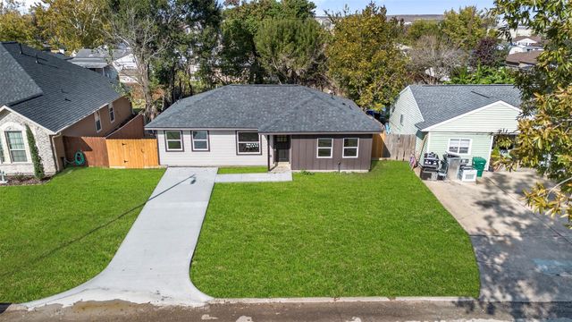 2311 Pomona Drive, Pasadena, TX 77506