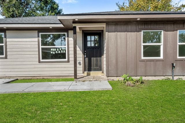 2311 Pomona Drive, Pasadena, TX 77506