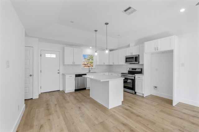 2311 Pomona Drive, Pasadena, TX 77506