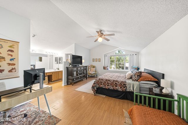 7764 MYSTIC POINT Court E, Jacksonville, FL 32277