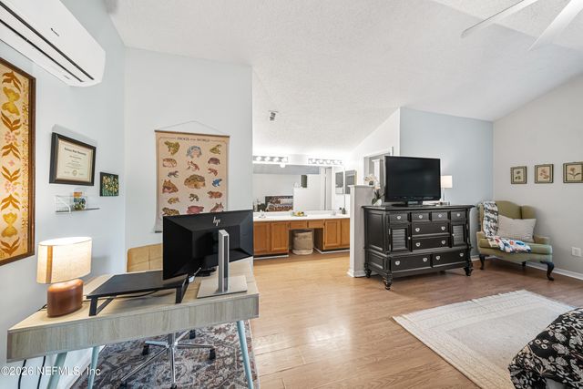 7764 MYSTIC POINT Court E, Jacksonville, FL 32277