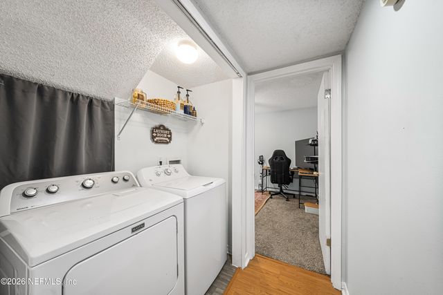7764 MYSTIC POINT Court E, Jacksonville, FL 32277