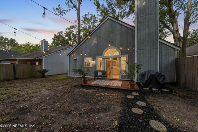 7764 MYSTIC POINT Court E, Jacksonville, FL 32277