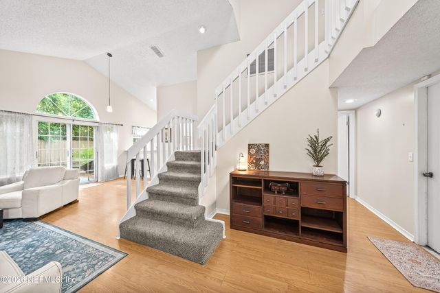 7764 MYSTIC POINT Court E, Jacksonville, FL 32277