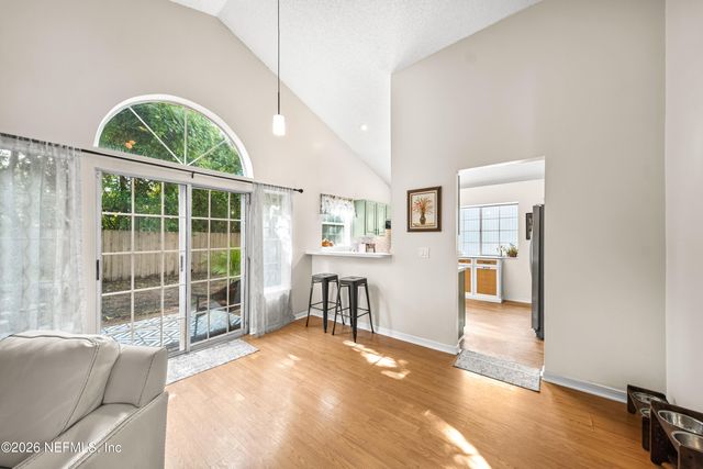 7764 MYSTIC POINT Court E, Jacksonville, FL 32277