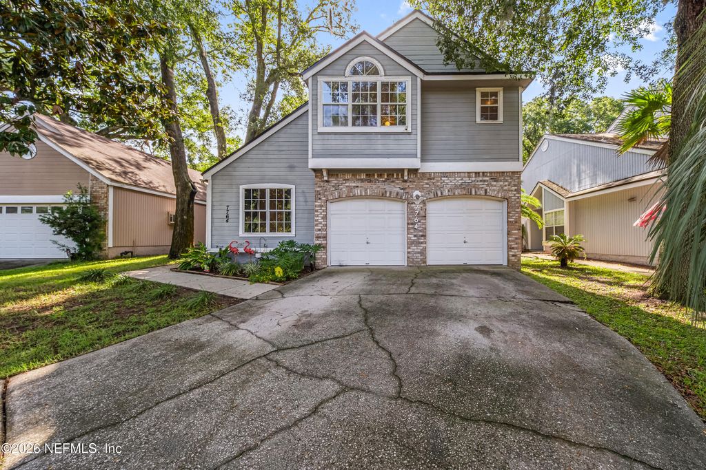7764 MYSTIC POINT Court E, Jacksonville, FL 32277