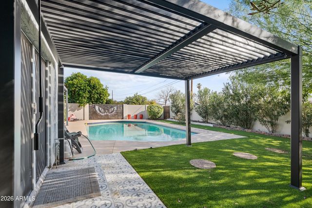 7647 E CATALINA Drive, Scottsdale, AZ 85251