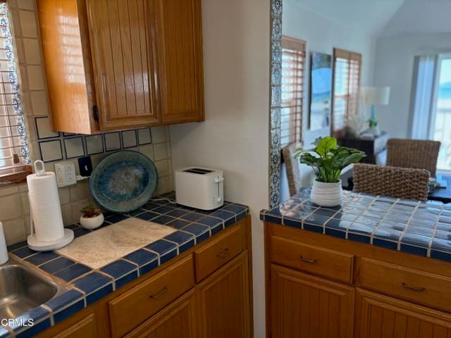 4027 Ocean Drive, Oxnard, CA 93035