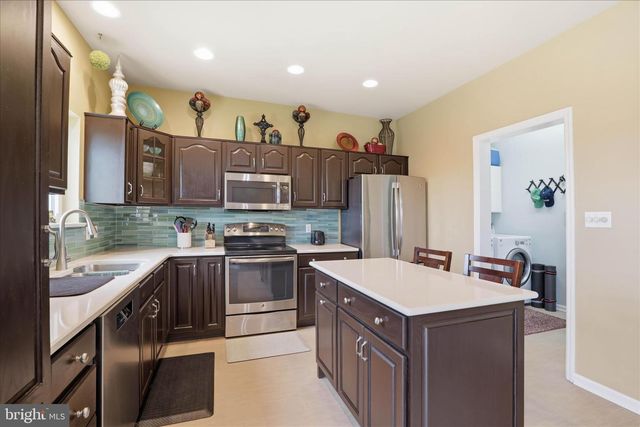407 LAKE ST, Ephrata, PA 17522