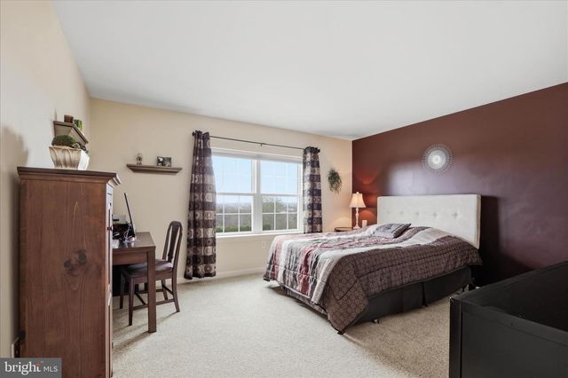 407 LAKE ST, Ephrata, PA 17522