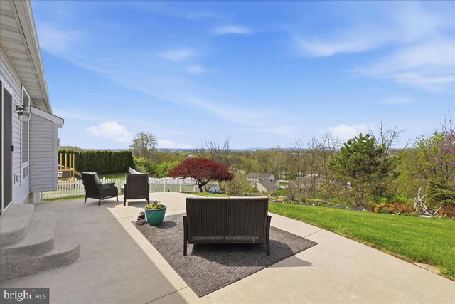 407 LAKE ST, Ephrata, PA 17522