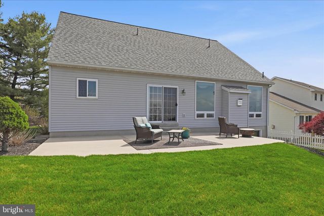 407 LAKE ST, Ephrata, PA 17522