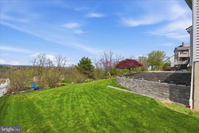 407 LAKE ST, Ephrata, PA 17522