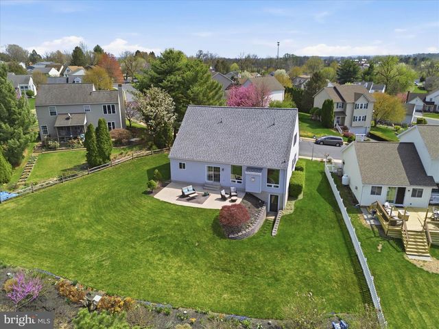 407 LAKE ST, Ephrata, PA 17522