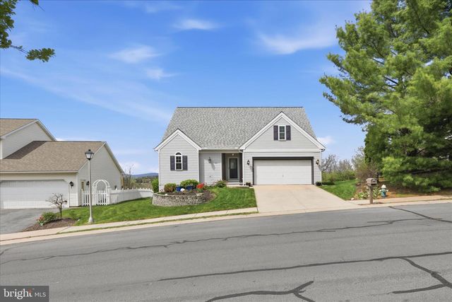 407 LAKE ST, Ephrata, PA 17522